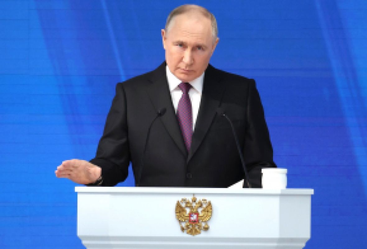 Владимир Путин предложил продлить до 2030 года программу семейной ипотеки