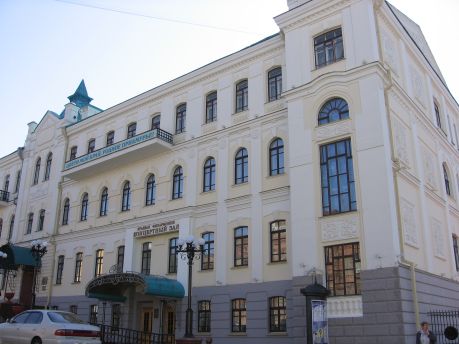 Окна для Хабаровской краевой филармонии изготовлены на предприятии "Дружба"