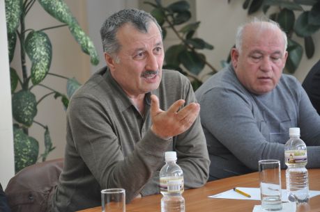 Представитель Хабаровского регионального отделения Общероссийской общественной организации "Всероссийский Азербайджанский Конгресс" Нариман Шукюров: "В Баку стыдно не знать русский язык". Фото автора