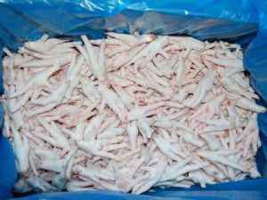 Куриные лапы в Китае - признанный деликатес, цена которого выше, нежели стоимость привычных нам крыльев, грудок или окорочков.