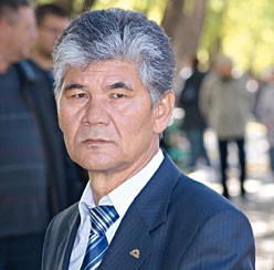 Анатолий Насыров звания Почетный гражданин Хабаровска.