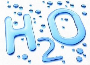3 литра воды в сутки надо выпивать, если температура воздуха поднимается выше 30 градусов.