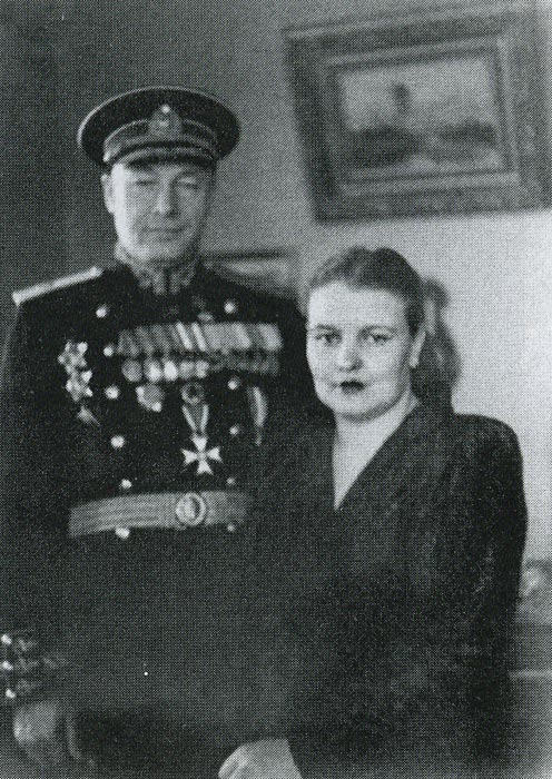 Николай Кузнецов с супругой