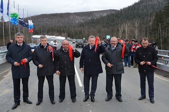Открытие каждого участка дороги до порта Ванино, уже более шести лет, происходит с большой помпой