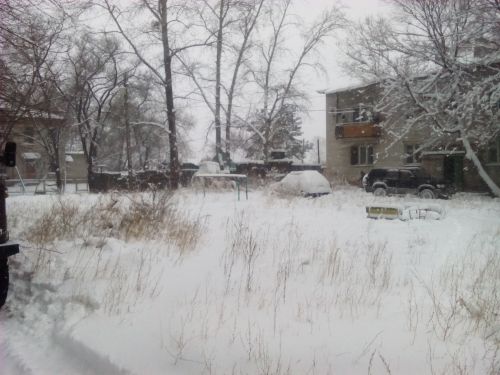 Кто-то здесь даже бросил машину