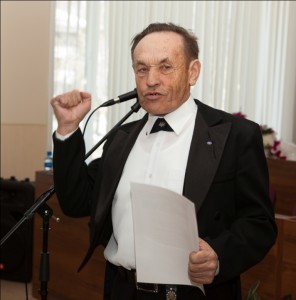 Александр Реутов, скульптор, краевед, поэт