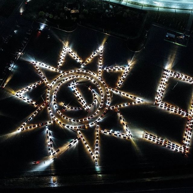 Огромная звезда из 500 автомобилей засияла на Ерофее ко Дню Победы (ФОТО)