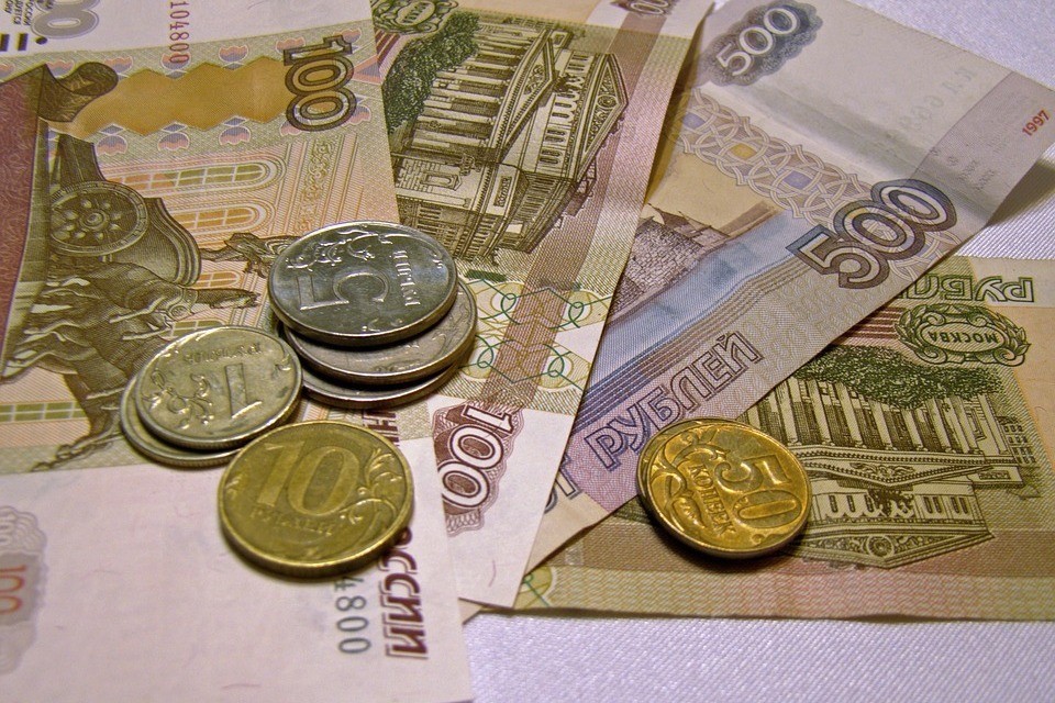 У хабаровчан сегодня есть повод «сообразить на троих»