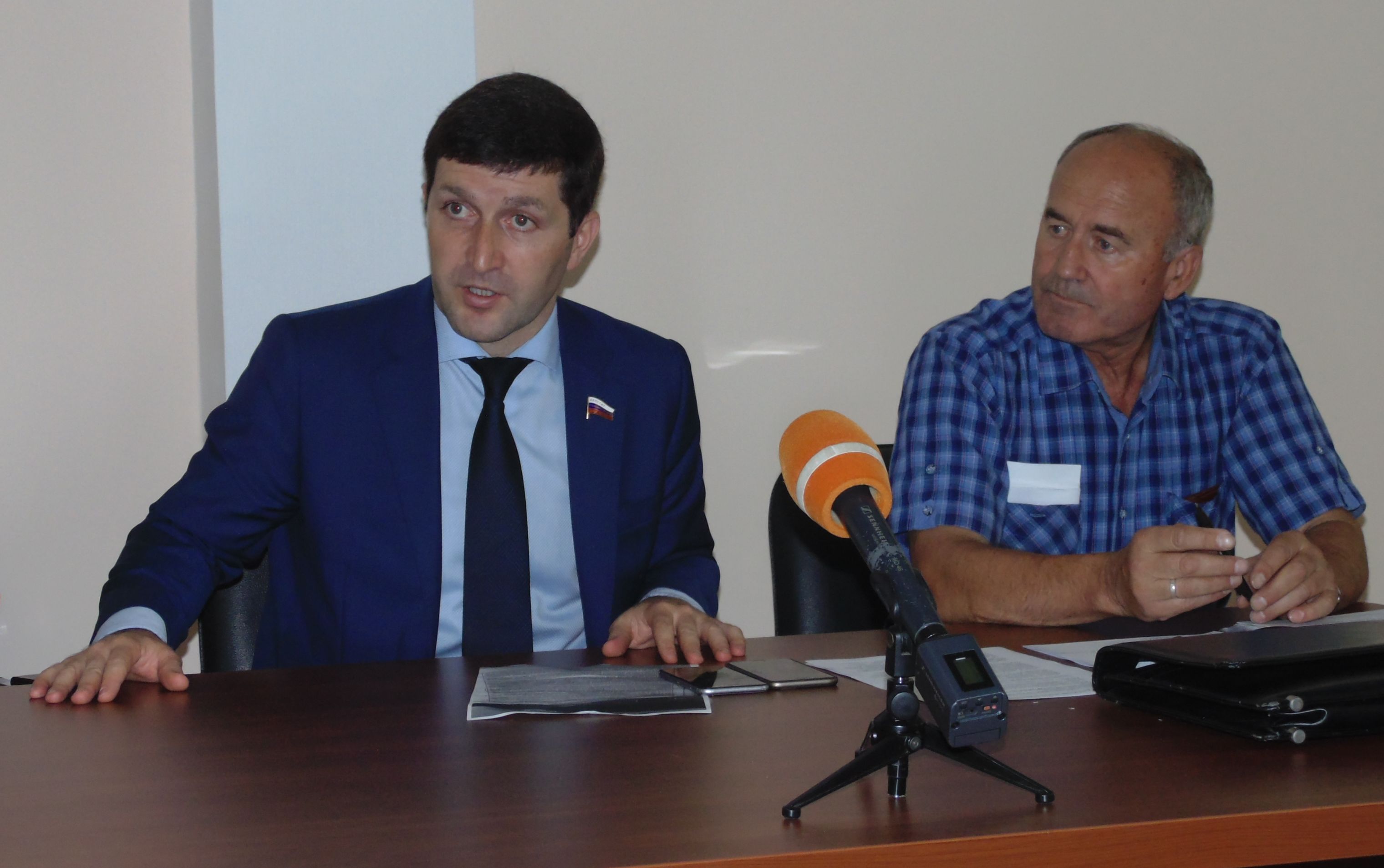 Встреча депутата Госдумы с дачниками в Хабаровском межрайонном союзе садоводов