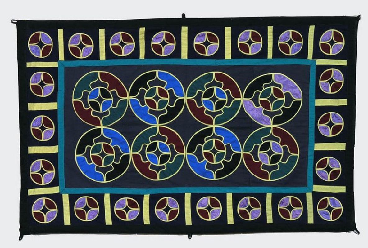 Приамурские текстильные ковры в коллекции Дальневосточного художественного музея