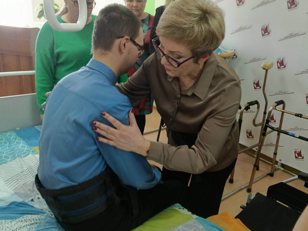 Профессиональных помощников по уходу за инвалидами готовят в Хабаровске