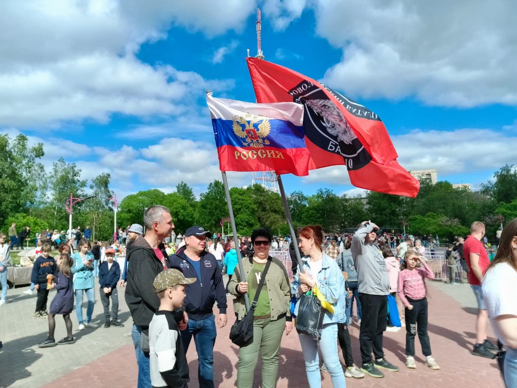 В Хабаровске отметили День России молодёжным фестивалем
