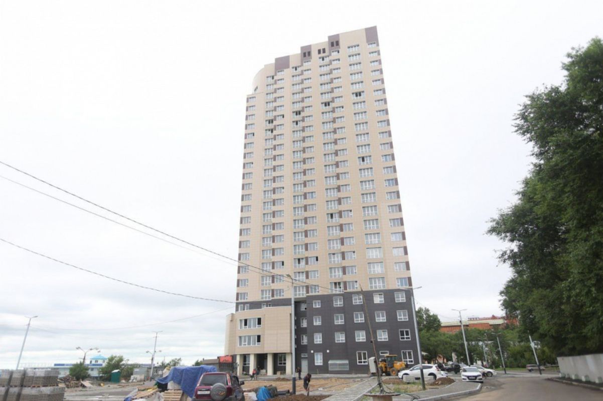 В Хабаровске завершено строительство долгостроя: 27-этажный дом введён в эксплуатацию