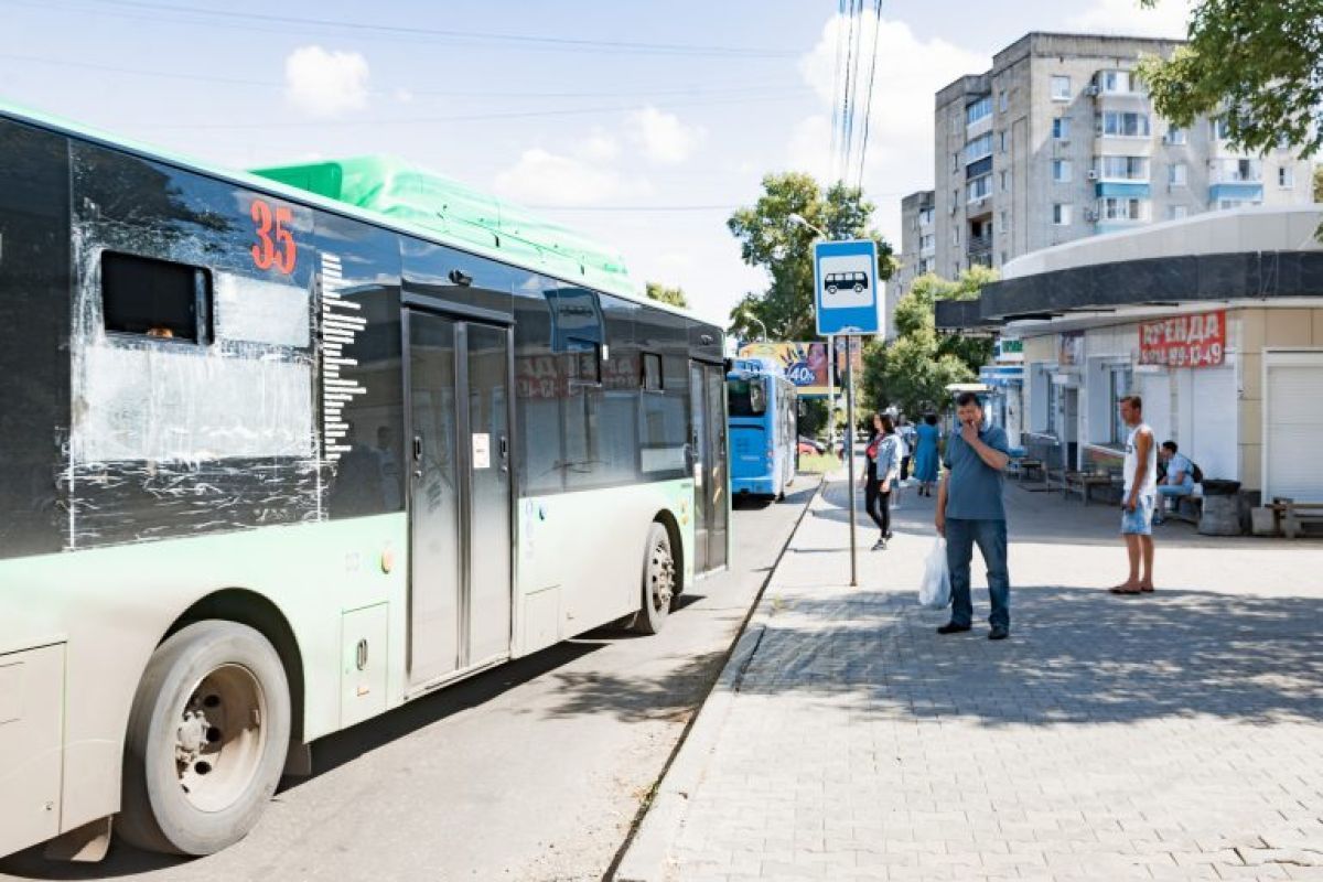 В краевом центре обновят общественный транспорт и остановки