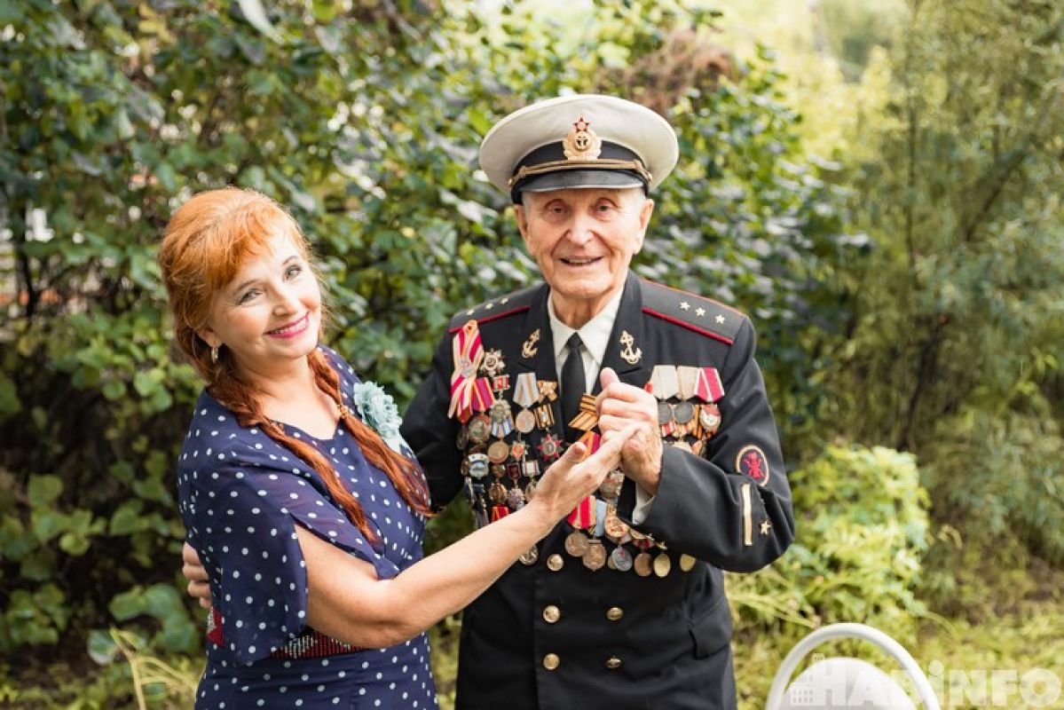 Ветеранов Второй мировой войны в Хабаровске впервые поздравили «по новому стилю»