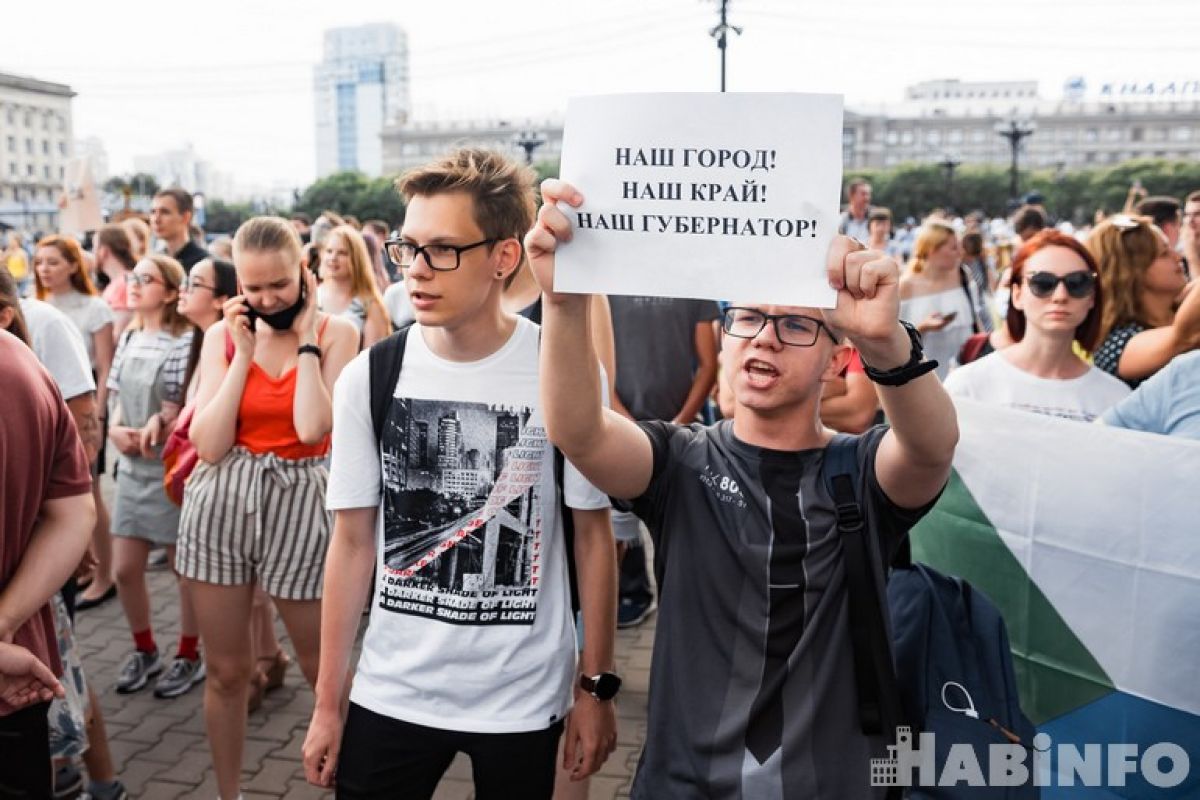 «Красиво и цивилизованно»: хабаровчане продолжают мирные акции в поддержку губернатора