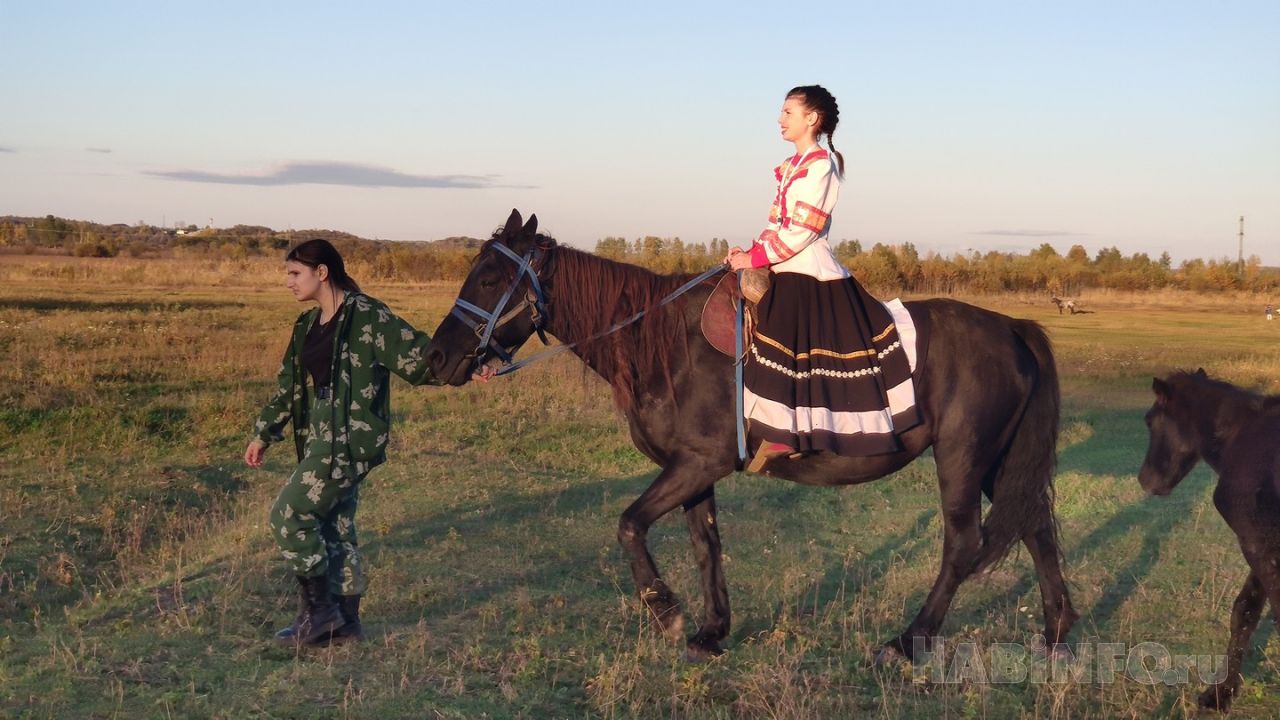 Хуторок в палатке: как пытаются возродить дальневосточное казачество
