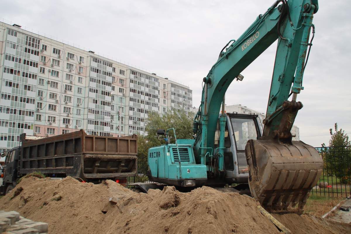 В Хабаровске обустраивают проезд от бульвара Москвитина до улицы Павла Морозова