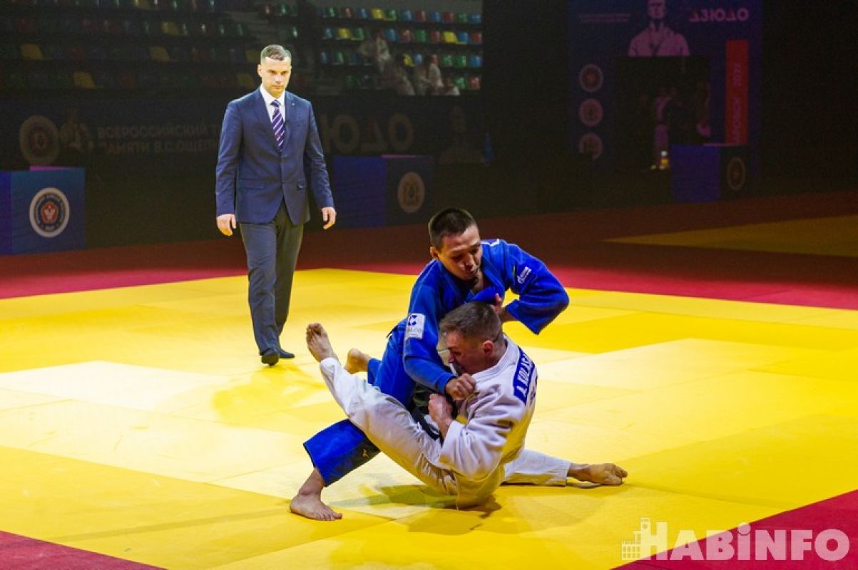 Спорт в Хабаровске: борьба, пробежка и соревнования четвероногих спортсменов