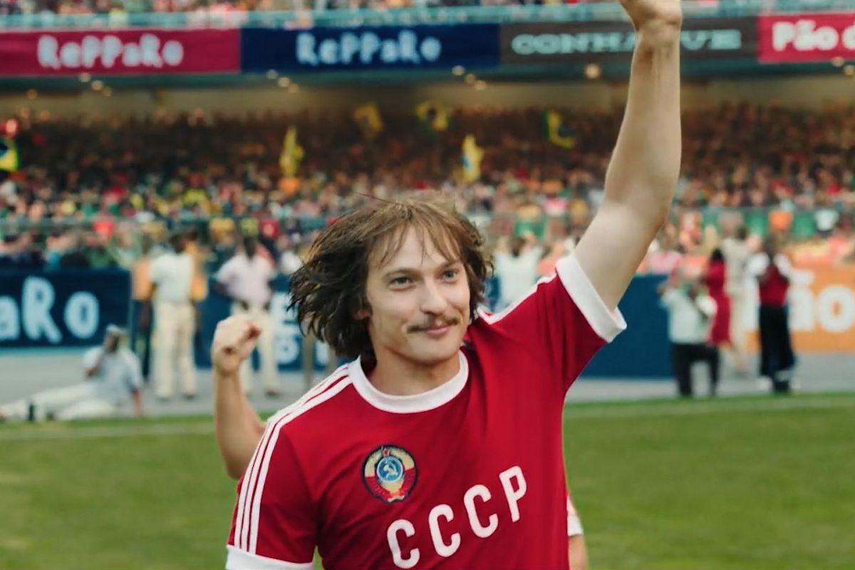 «Возвращение попугая Кеши» и «Веном»: кинопремьеры этой недели