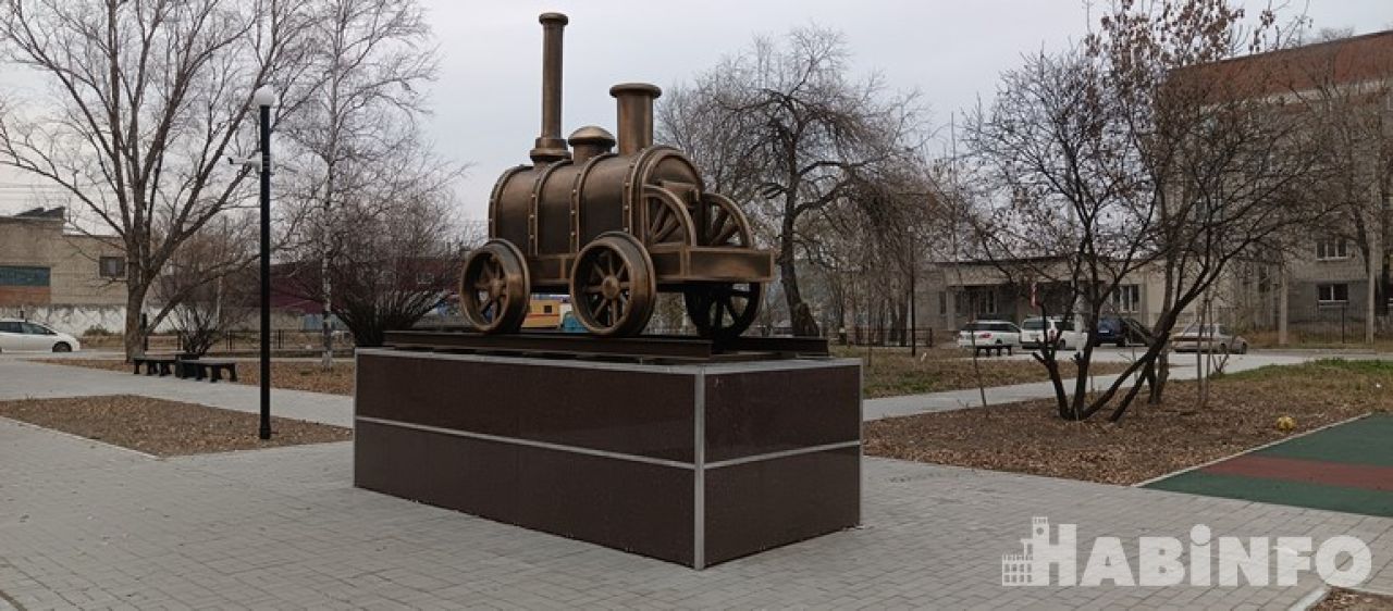 В Железнодорожном районе восстановили памятник «Паровоз Черепанова»