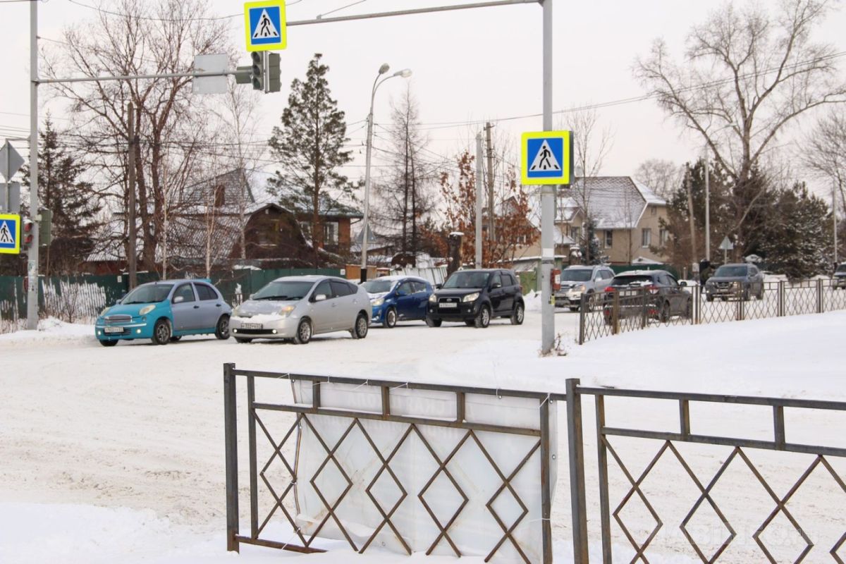 В Хабаровске на участке улицы Большая установлены новые дорожные знаки