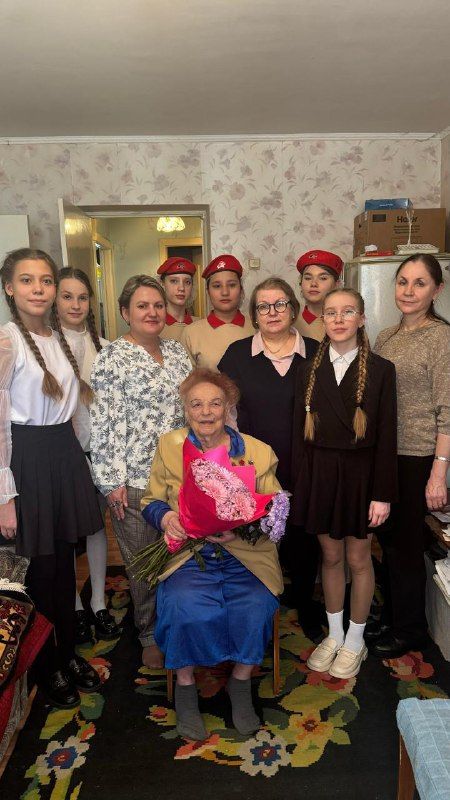 Ветерана Великой Отечественной из Хабаровска поздравили с 95-летием