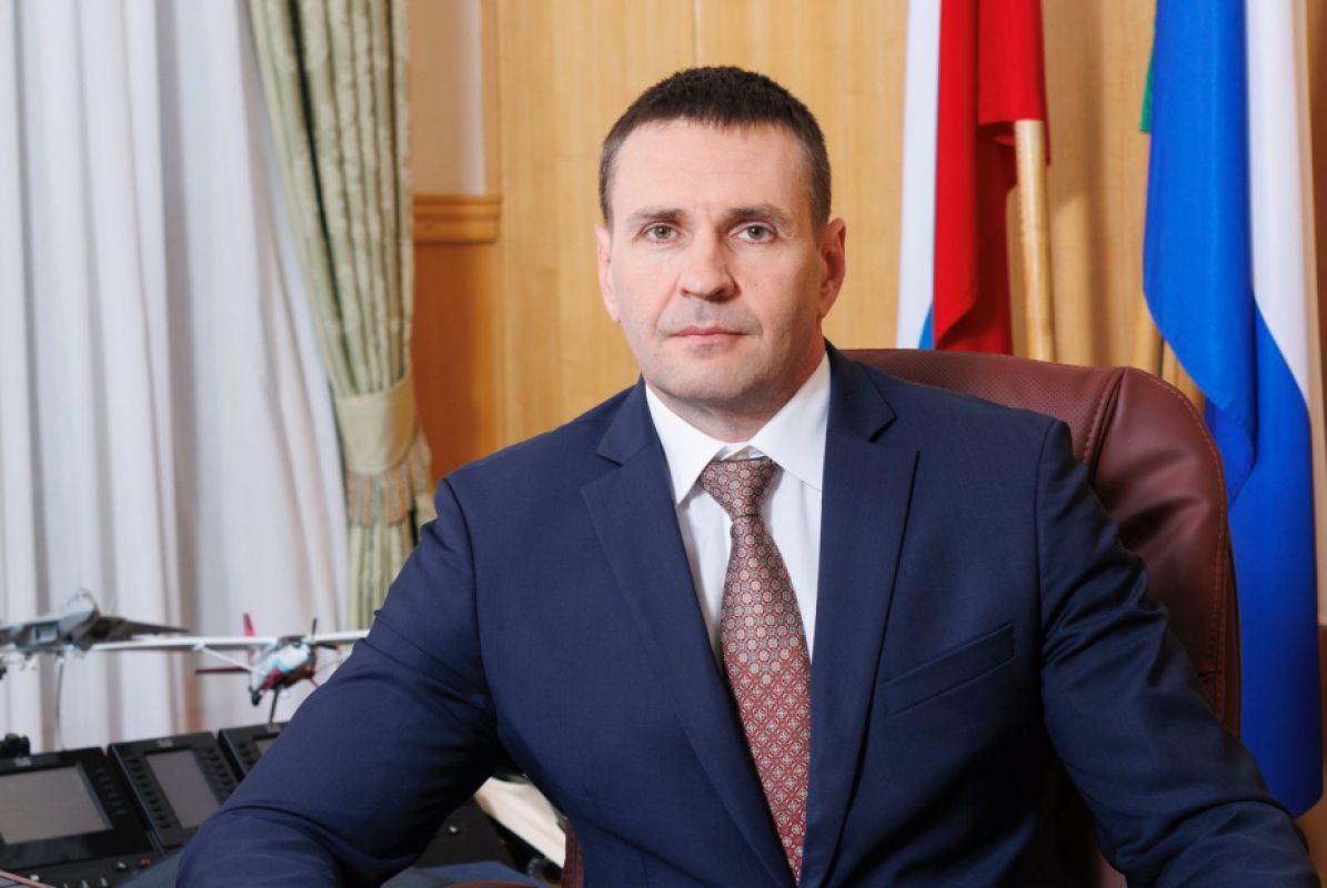 Дмитрий Демешин поздравил хабаровчан с Днем защитника Отечества