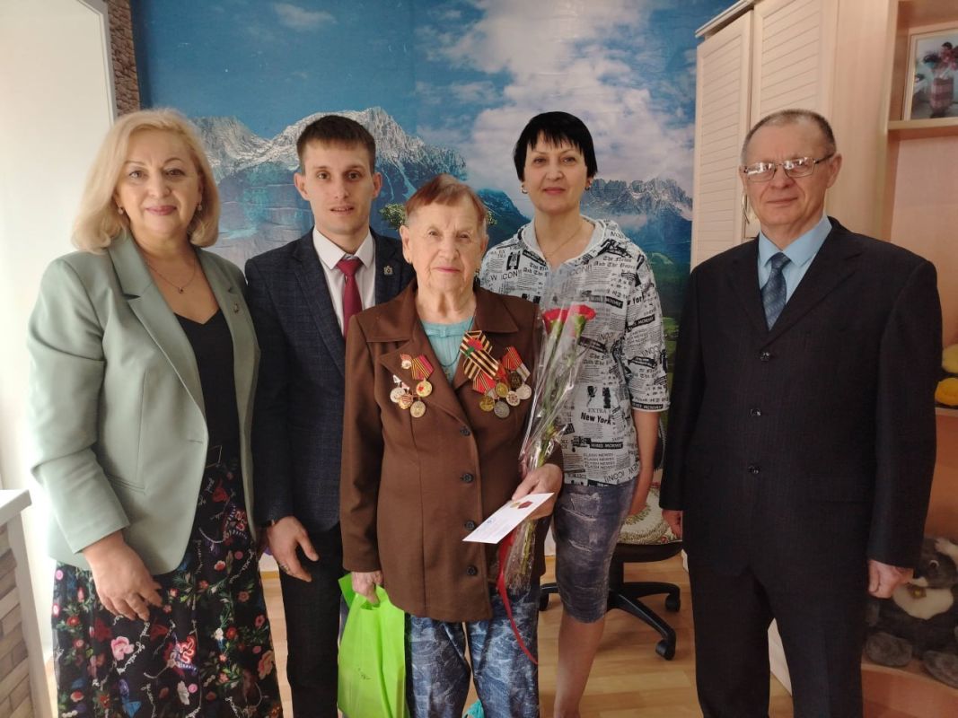 В Хабаровском крае юбилейные медали получили ветераны-амурчане&nbsp;