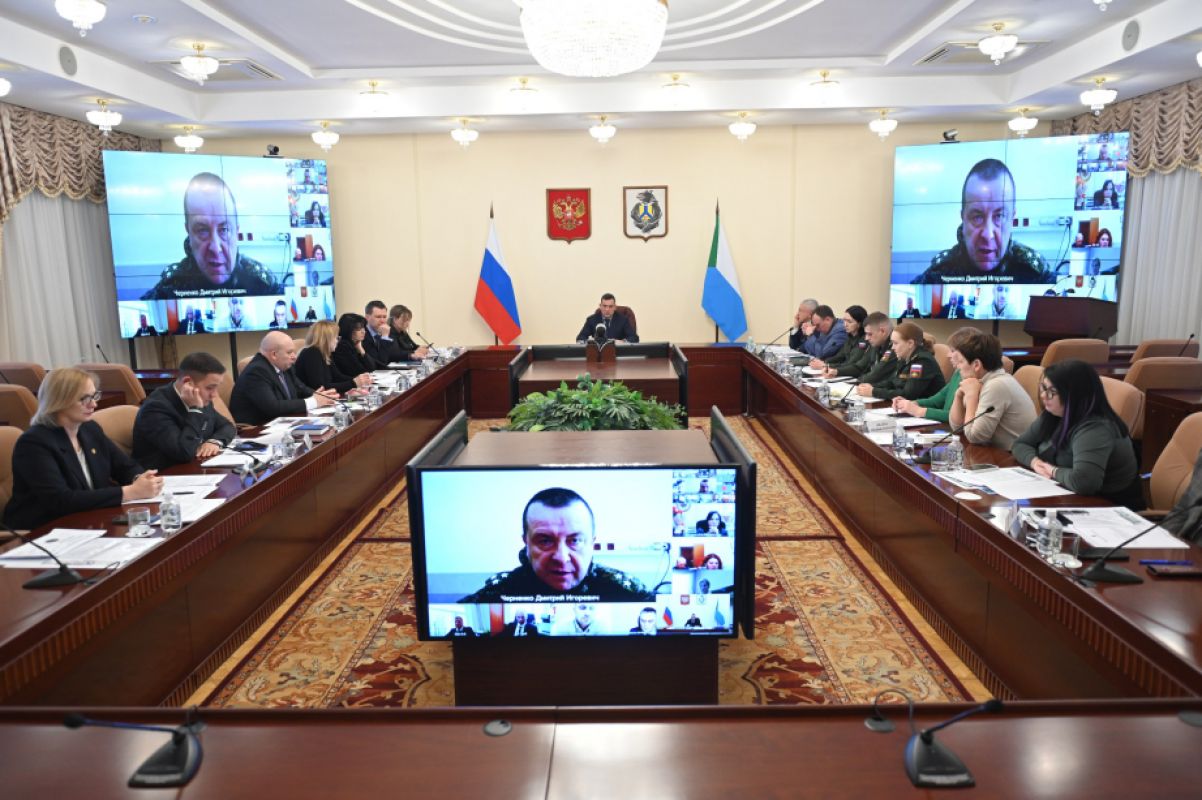 Поддержку ветеранов СВО и их семей обсудили на совещании правительства Хабаровского края