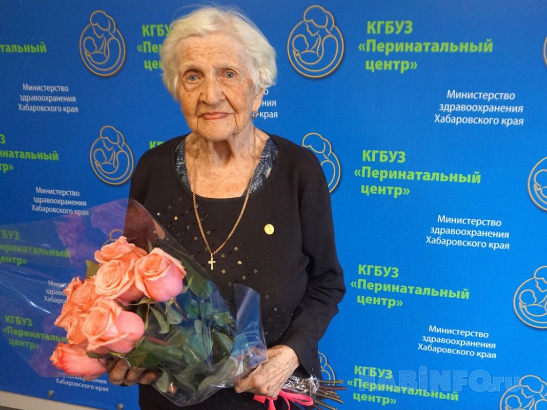 92 года — не предел: хабаровчанка Зинаида Сиротина продолжает заниматься любимым делом