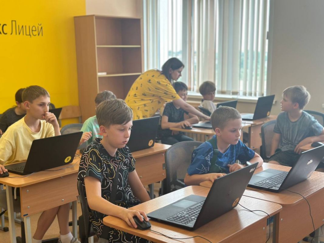 Юные хабаровчане осваивают цифровые технологии в&nbsp;рамках нацпроекта