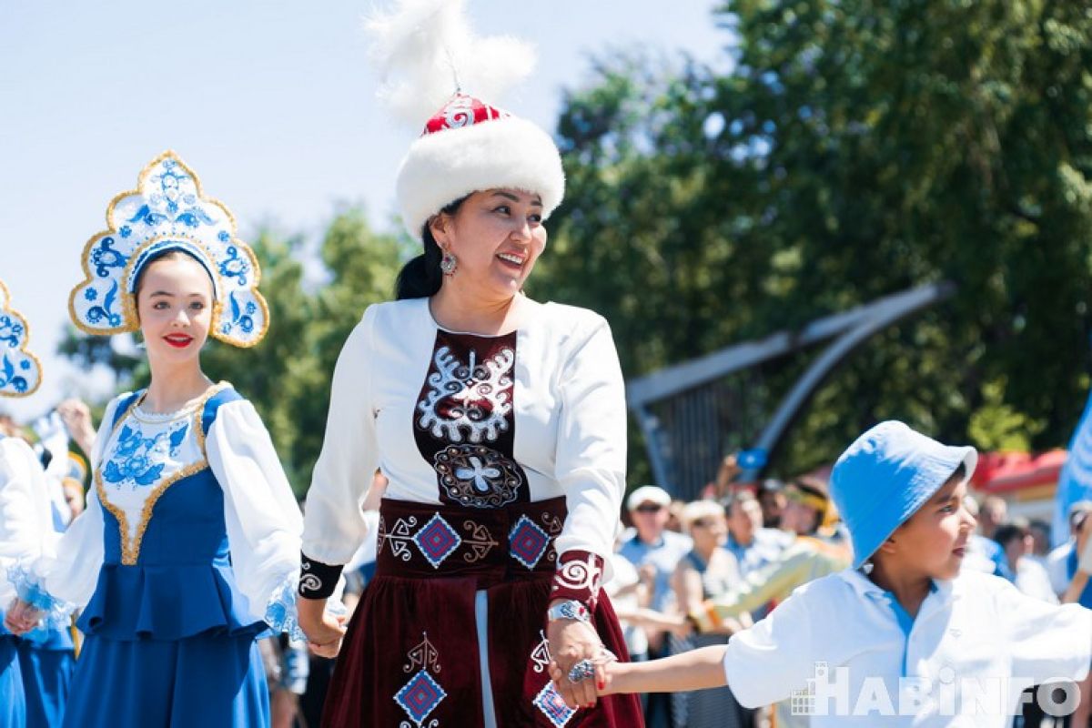 День России в Хабаровске отметили на фестивале «Карагод 2022»