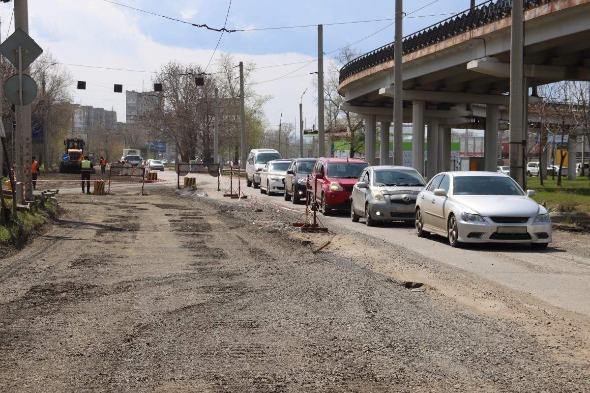 В Хабаровске продолжаются масштабные дорожные работы