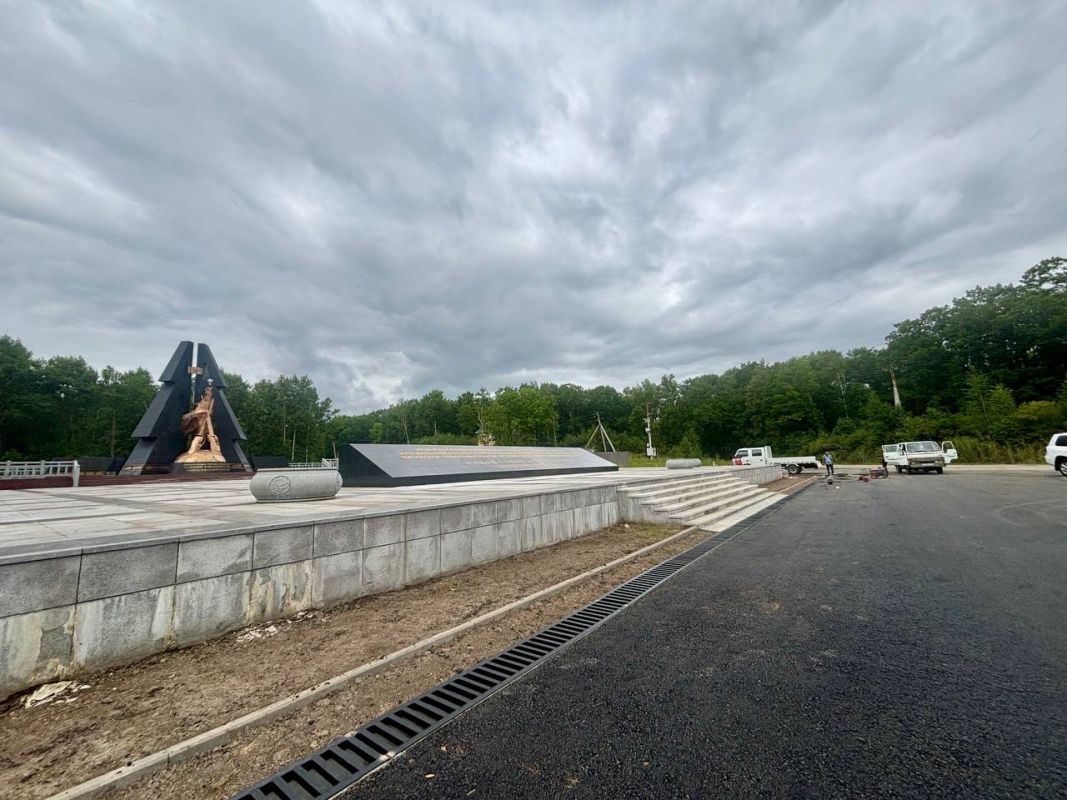 Реконструкция мемориального комплекса в&nbsp;селе Вятское Хабаровского края близится к&nbsp;завершению