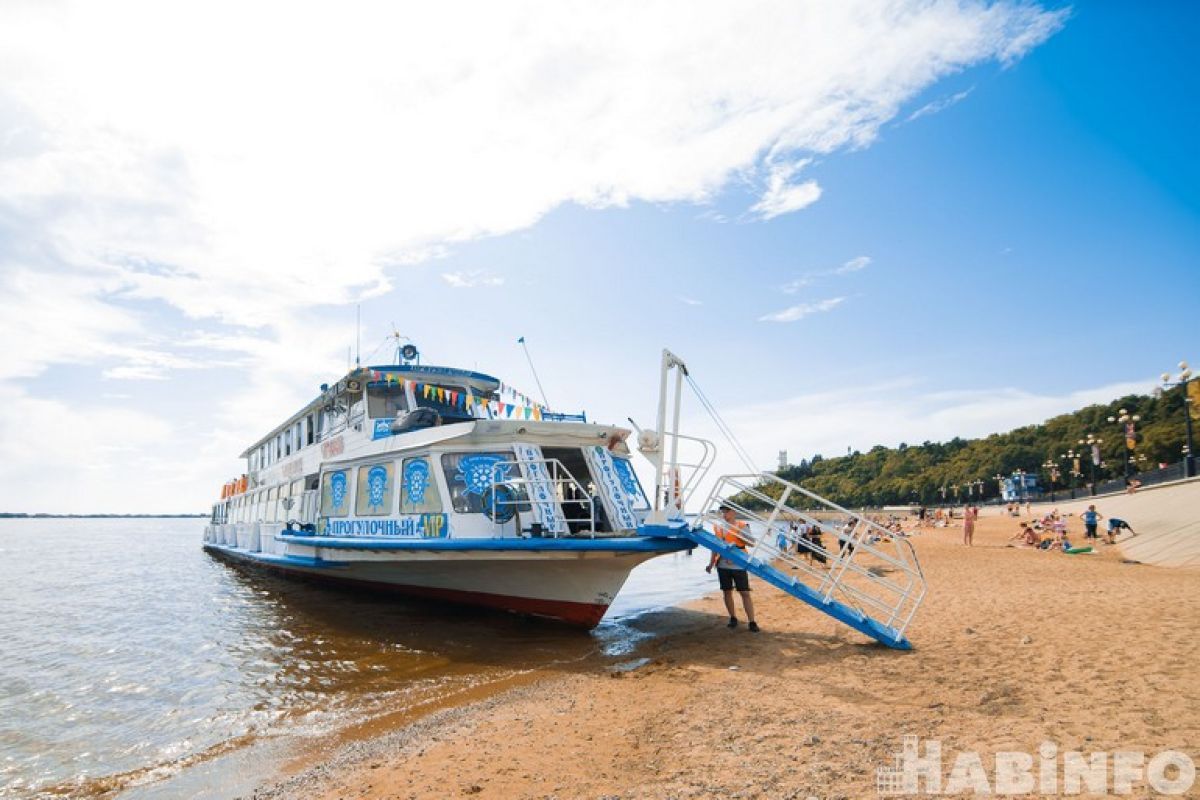 Из-за паводка на&nbsp;Амуре дачные теплоходы &nbsp;у Хабаровска меняют причал