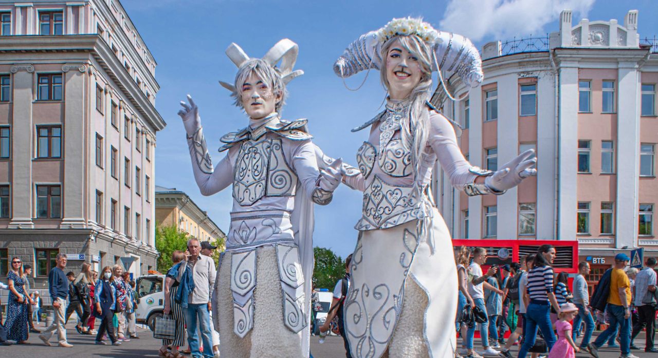 «Счастливый Хабаровск»: тысяча участников арт-фестиваля удивили своим мастерством