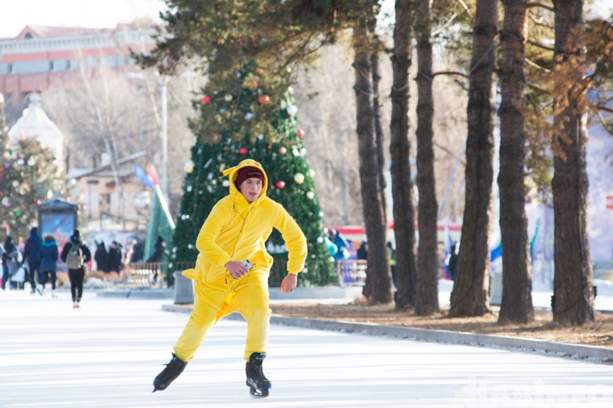 Встаём на лёд: где покататься на коньках в Хабаровске
