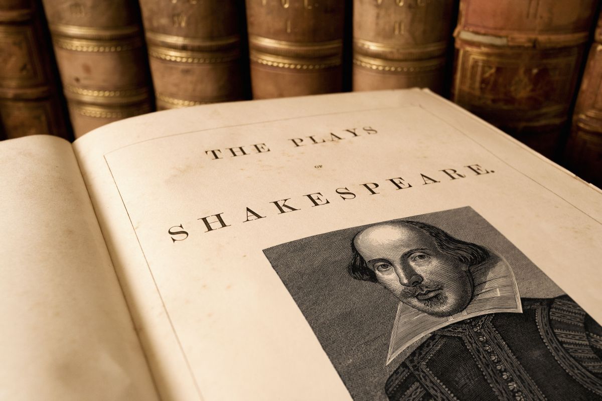 «Алло, это Шекспир?»: в Хабаровске ищут современных драматургов