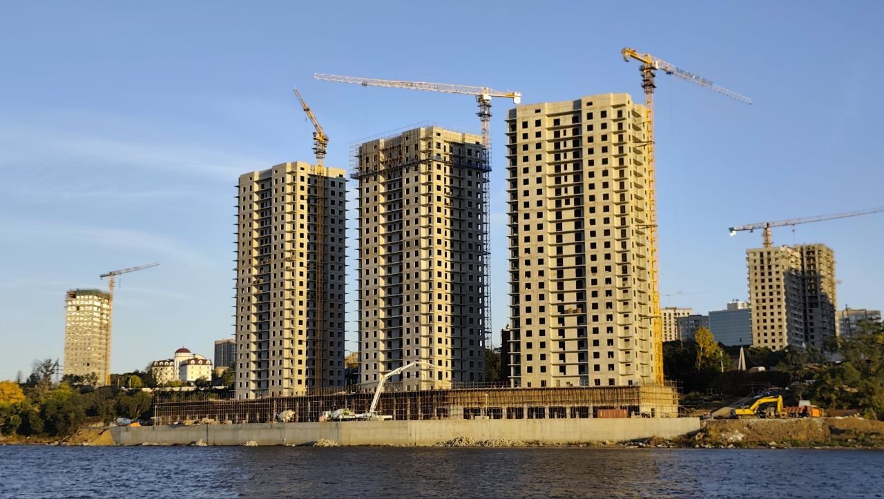 Квартиры в&nbsp;новостройках Хабаровска стоят почти в&nbsp;полтора раза дороже, чем в&nbsp;домах советской постройки
