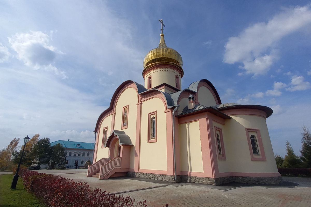 Зачем хабаровчане едут в&nbsp;монастырь