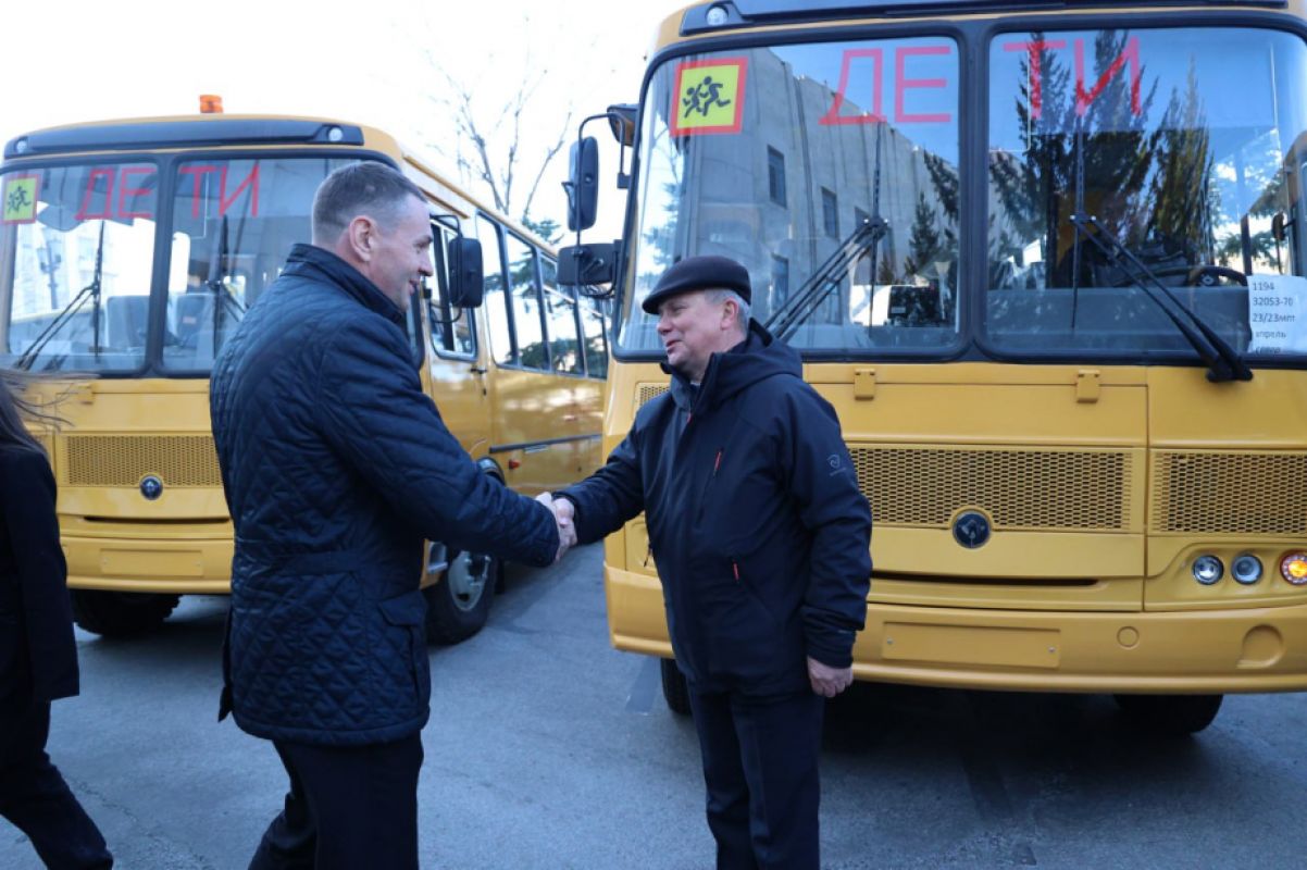 В Хабаровском крае решат проблему с&nbsp;обслуживанием школьных автобусов