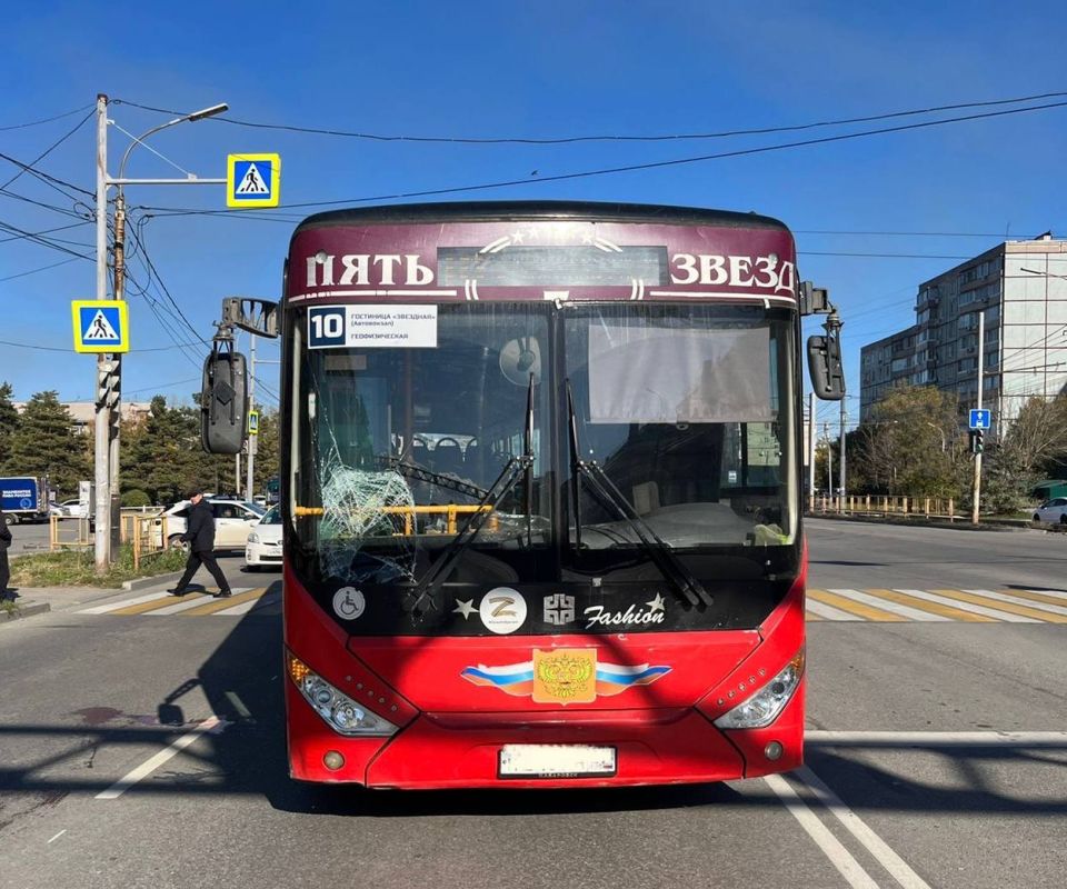 Водитель автобуса сбил на&nbsp;«зебре» пожилую хабаровчанку