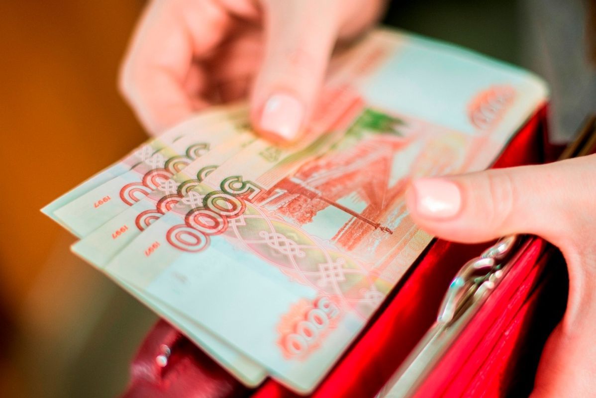 За полгода жители Хабаровского края совершили свыше 363 миллионов безналичных операций