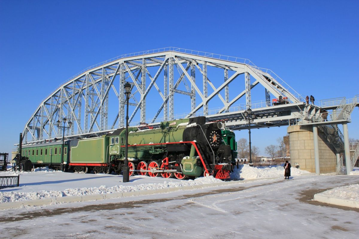Страницы истории Хабаровска: от&nbsp;моста к&nbsp;музею под&nbsp;открытым небом