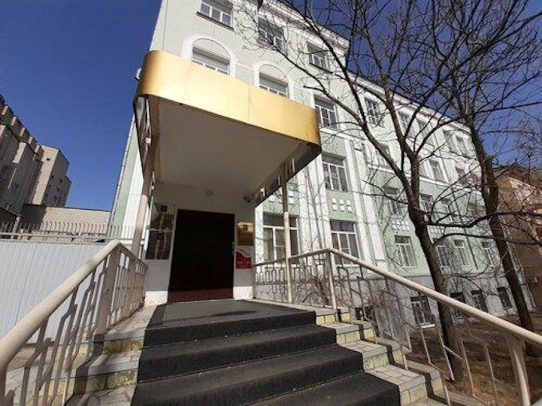 В Хабаровске прокуратура выявила нарушения при трудоустройстве бывшего муниципального служащего