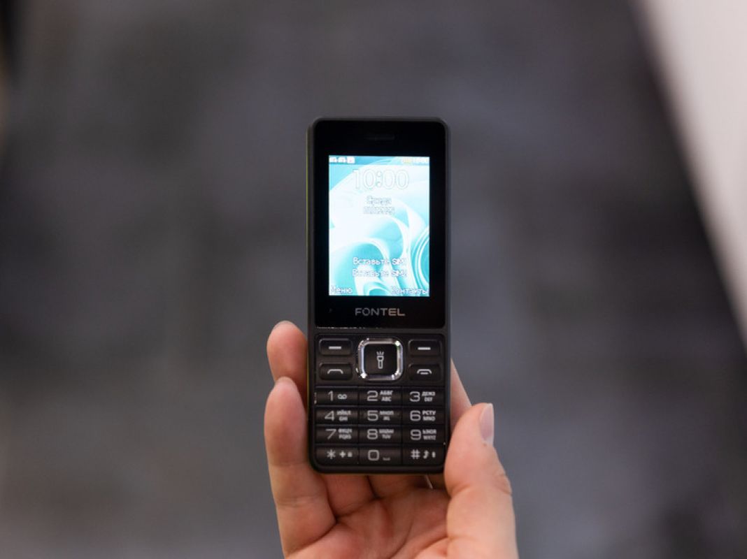 20 лет спустя: культовые телефоны нулевых по-прежнему в&nbsp;строю в&nbsp;Хабаровске