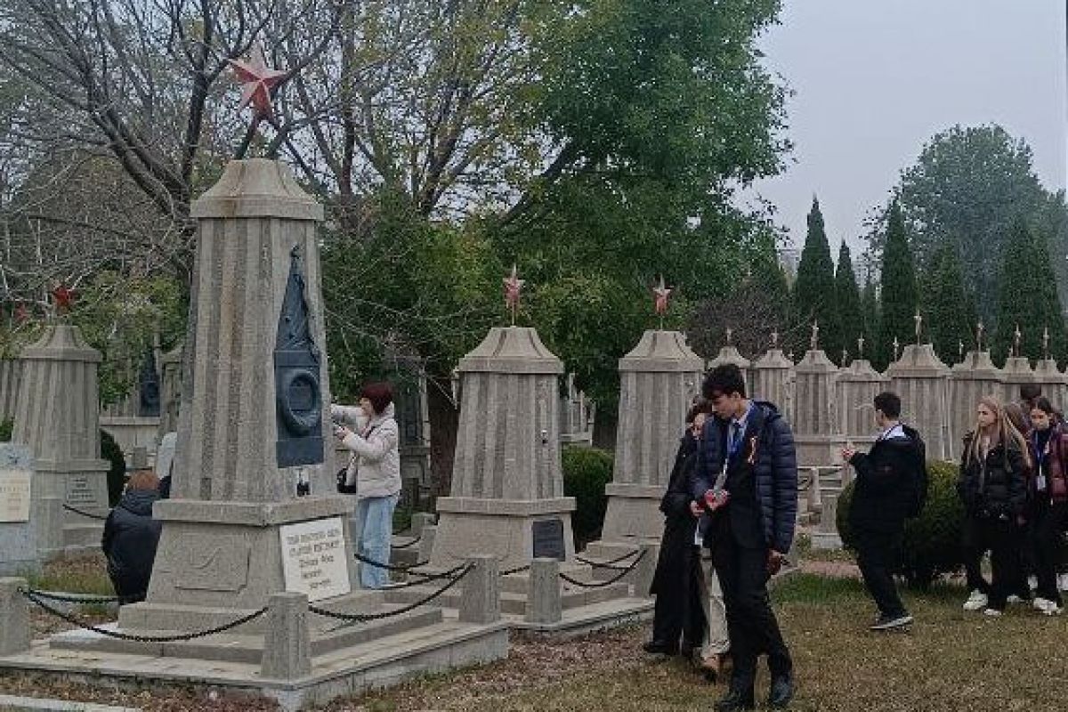 Российские школьники почтили память павших в&nbsp;Порт-Артуре