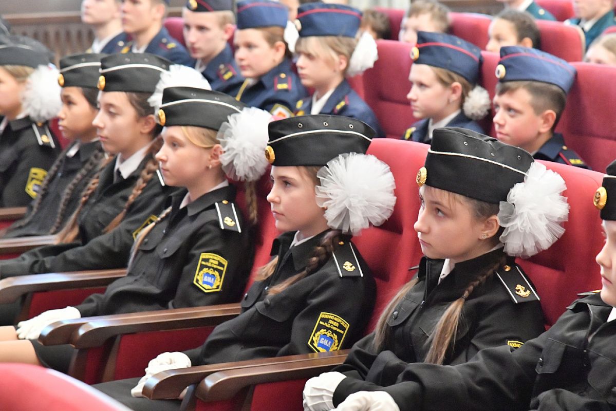 В Хабаровске 120 школьников торжественно вступили в&nbsp;ряды «Юнармии»