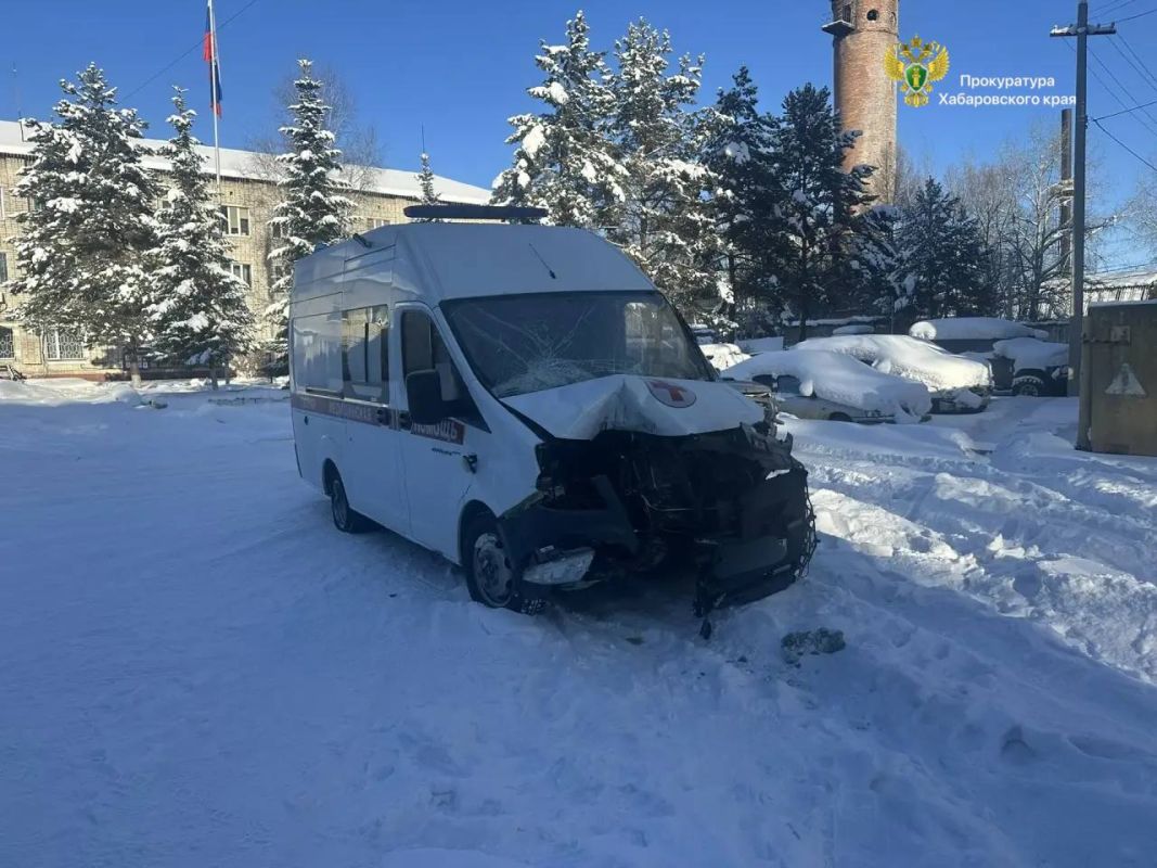Скорая помощь попала в&nbsp;ДТП из-за пьяного водителя без&nbsp;прав в&nbsp;Чегдомыне